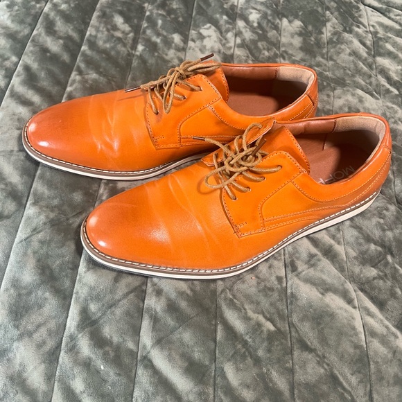 Men's Orange Leather Dress Shoes - Picture 2 of 3